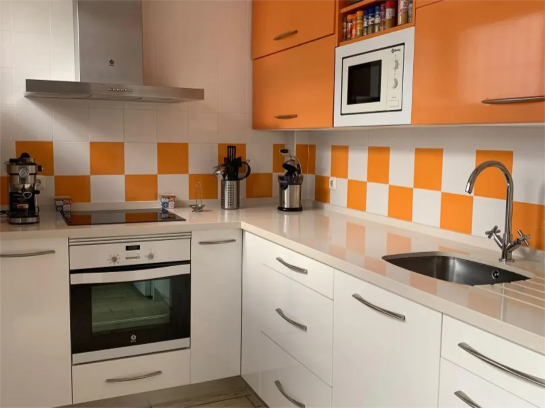 Casa adosada en  Calle de la Hijuela 19 - Foto 11