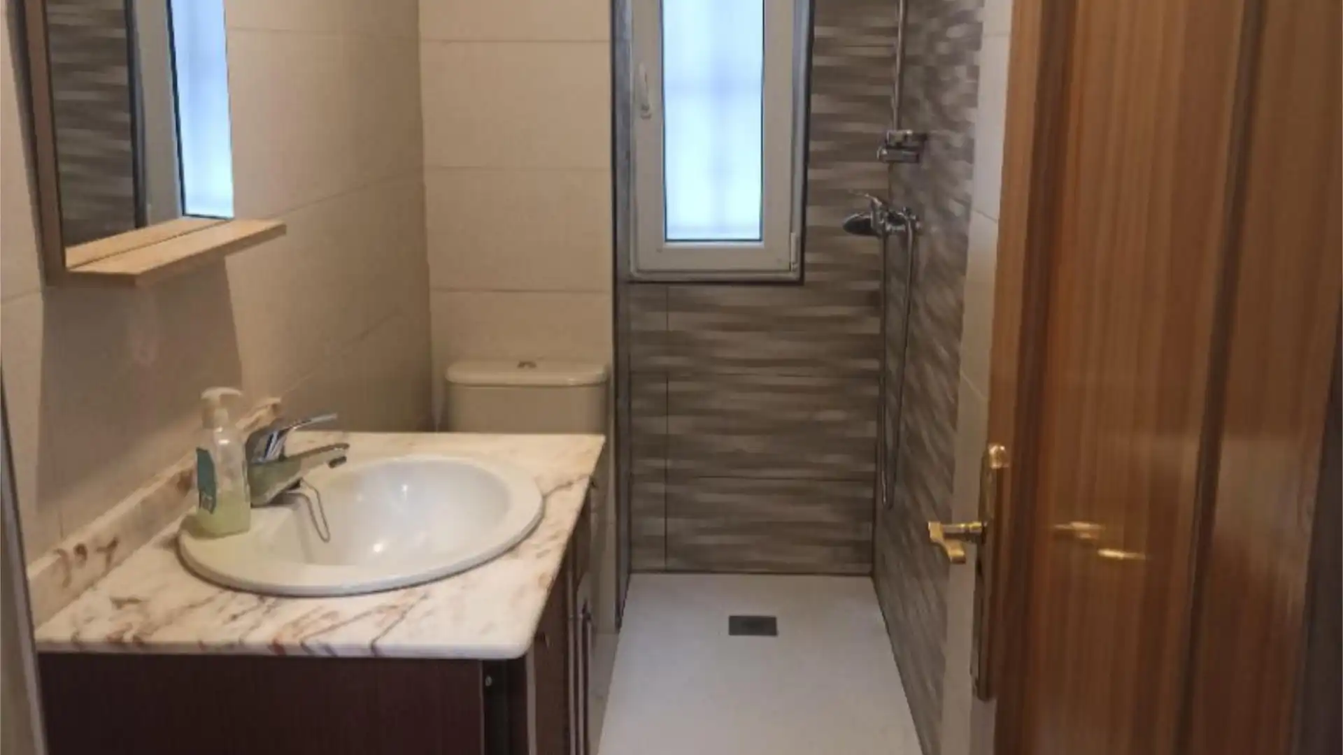 Piso en  Calle Arzobispo Guerrero 19 - Foto 8