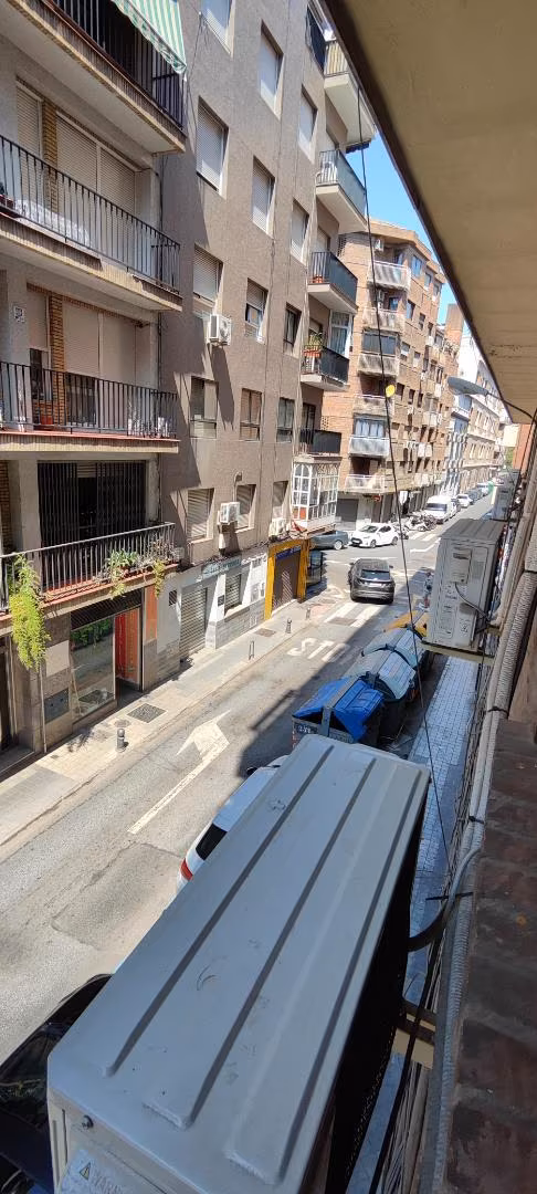 Estudio en  Calle Almona de San Juan de Dios 20 - Foto 2