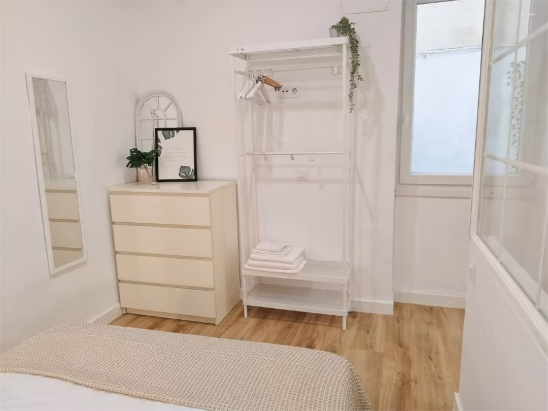 Apartamento en paseo del Pintor Rosales 52 - Foto 9