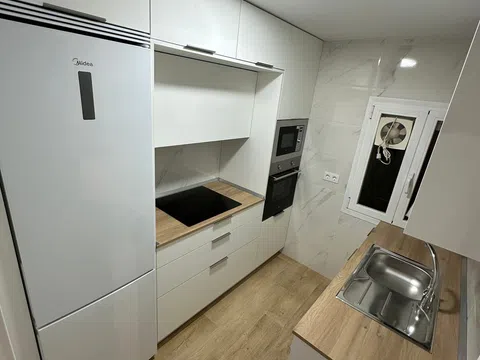 Piso en avenida Guadalajara, 12