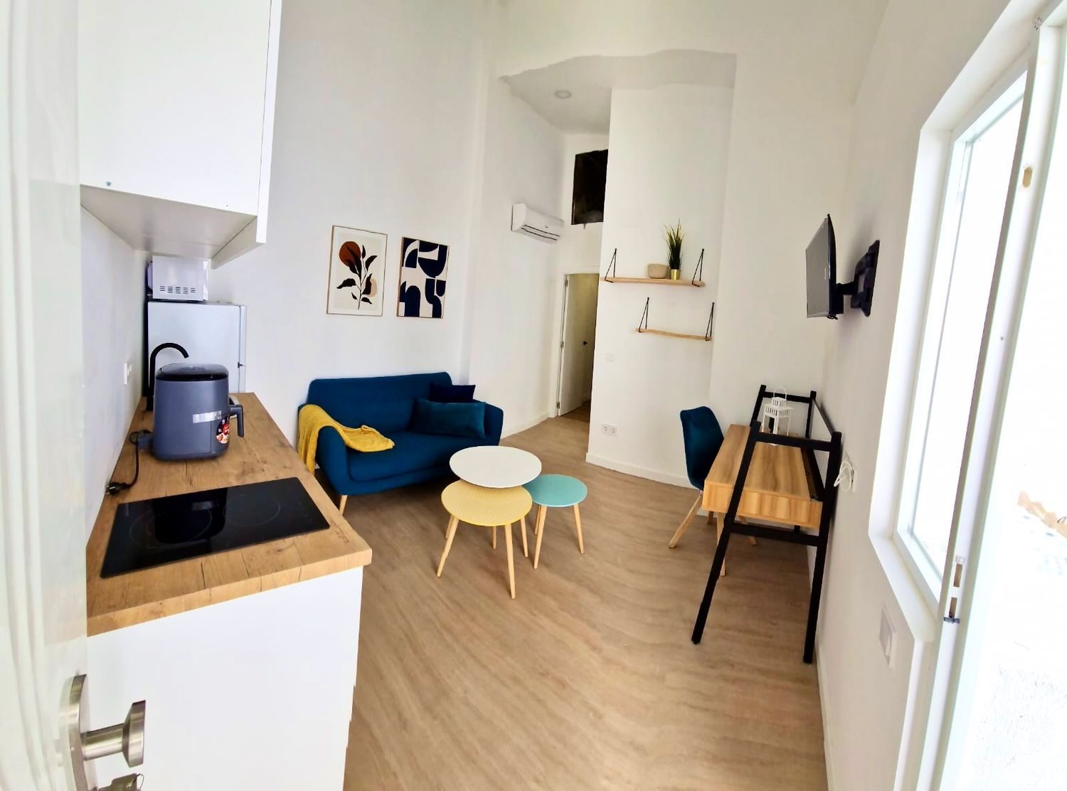 Estudio en Valdeacederas, Madrid - Foto 1