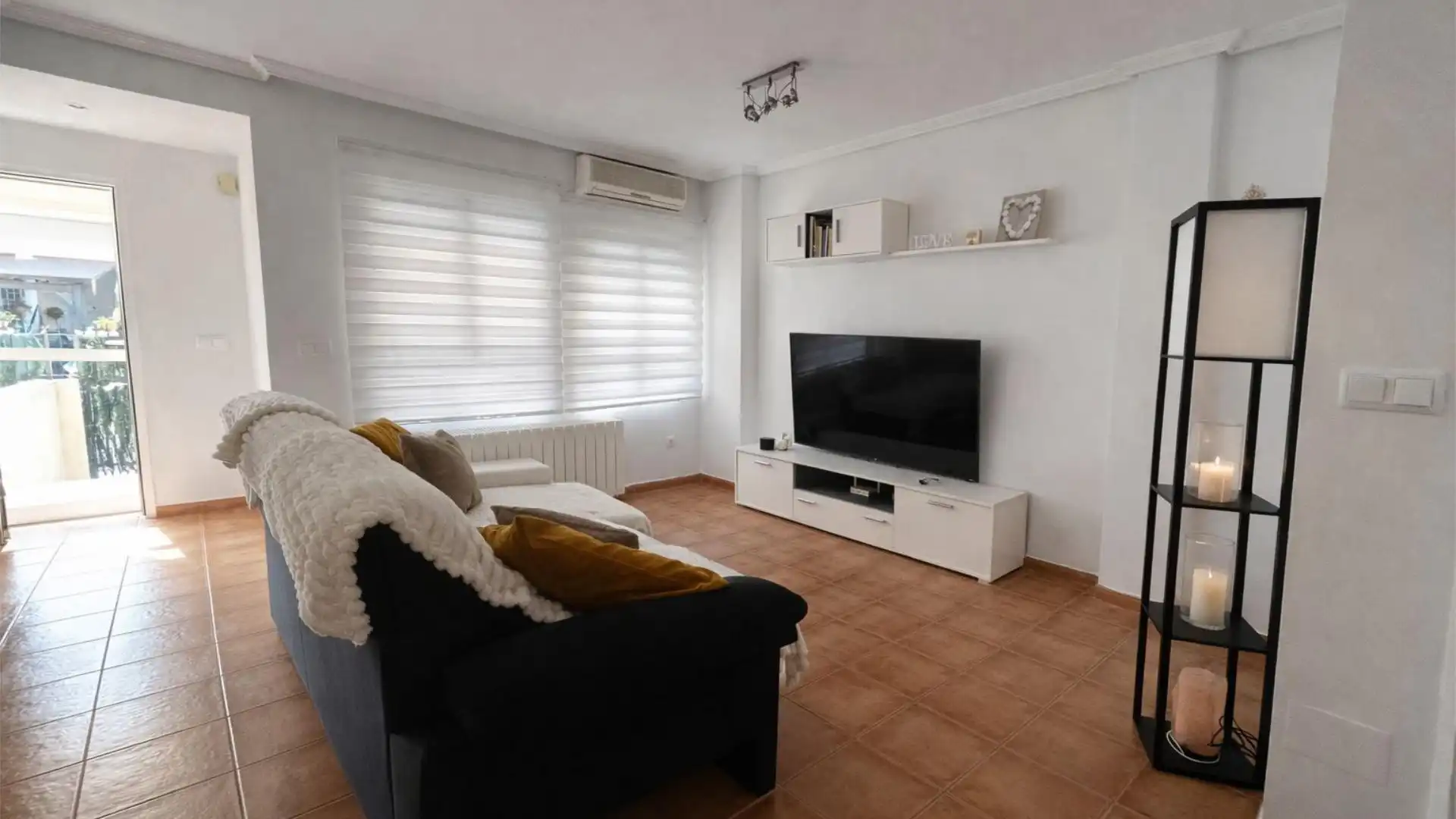 Casa adosada en  Calle la Loma 32 - Foto 5