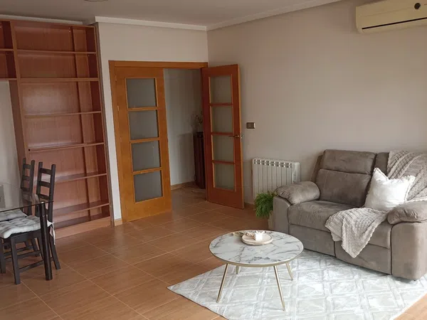 Piso en Casas-Ibañez - Foto 9