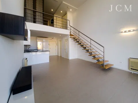 Piso en calle Poema Sinfónico, 25