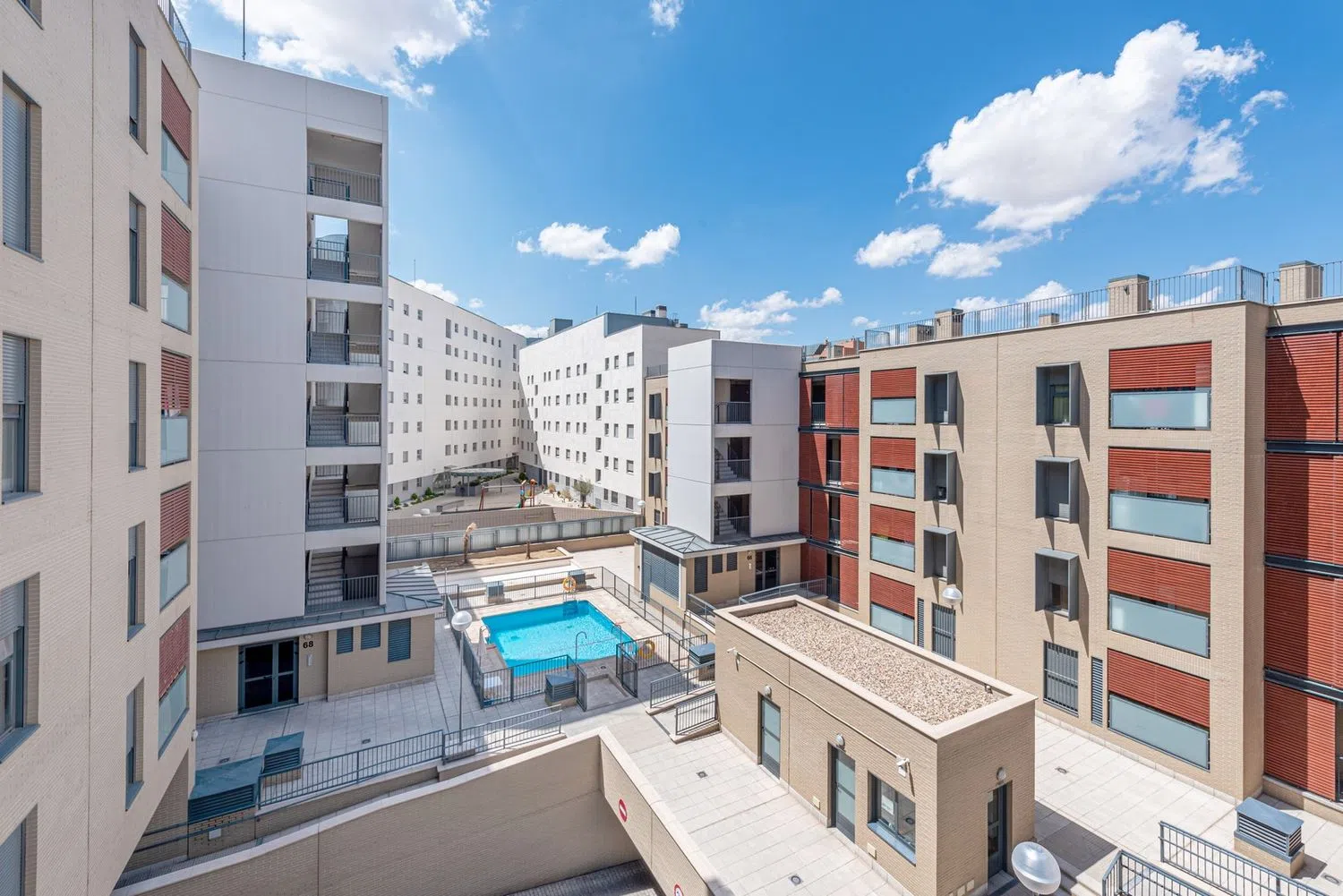 Piso en calle de Perseo - Foto 1