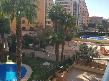 Piso en  Avinguda Escultor Miquel Navarro Navarro - Foto 2