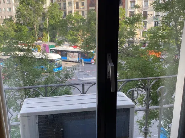 Piso en calle Alcalá, 141
