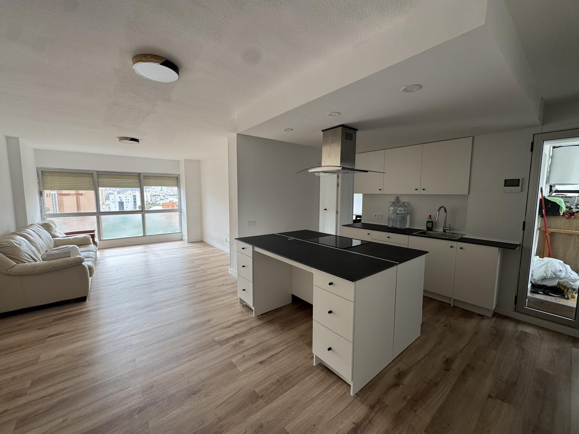 Piso en  Avenida Eufemiano Jurado 1 - Foto 1