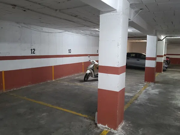 Piso en Barrio Buhaira - Huerta del Rey - Foto 24