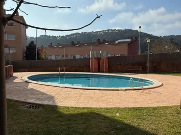 Piso en  Carrer Miquel Martí i Pol 8 - Foto 7