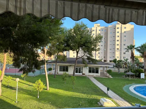 Piso en avenida Oviedo, 17