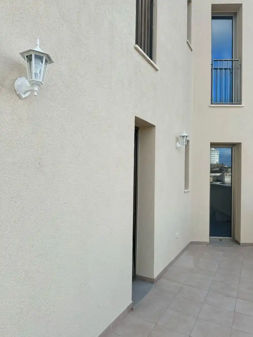 Piso en  Carrer d'En Truyols 87 - Foto 2