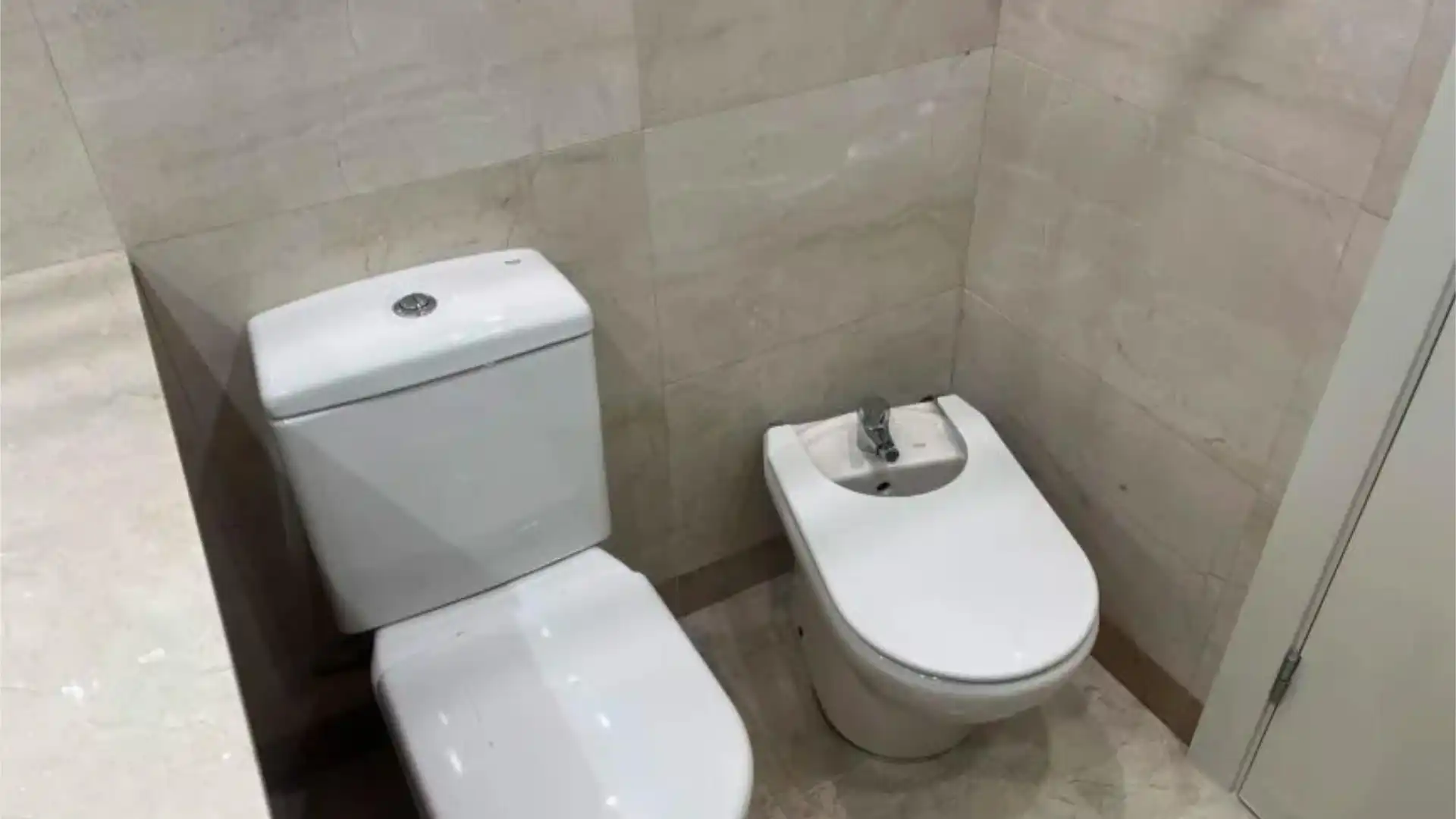 Piso en  Carrer de Josep Pla 19 - Foto 17