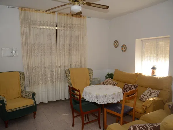 Chalet pareado en Calle Vara del Rey, 1 bis - Foto 3