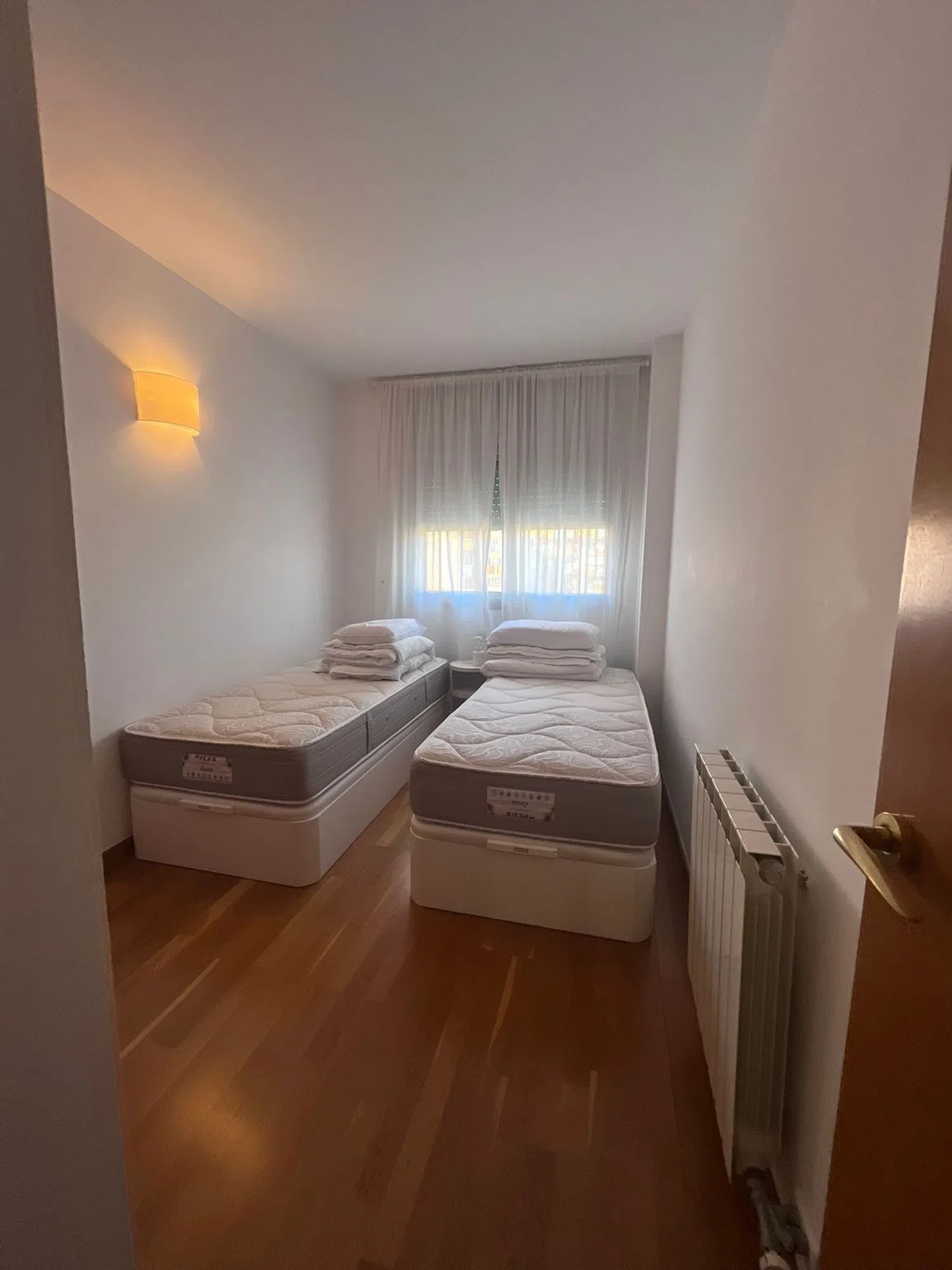 Piso en calle del Doctor Trueta, 45 - Foto 3