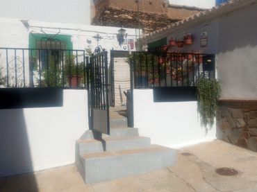 Casa adosada en  Calle Baza 4 - Foto 1