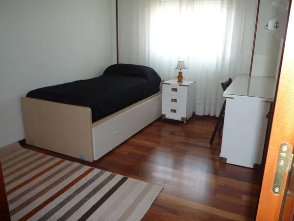 Piso en calle los Abedules, 4 - Foto 3