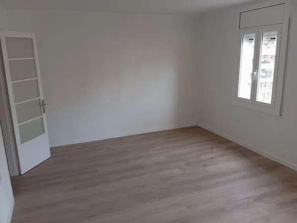 Piso en calle Vallcalent, 7