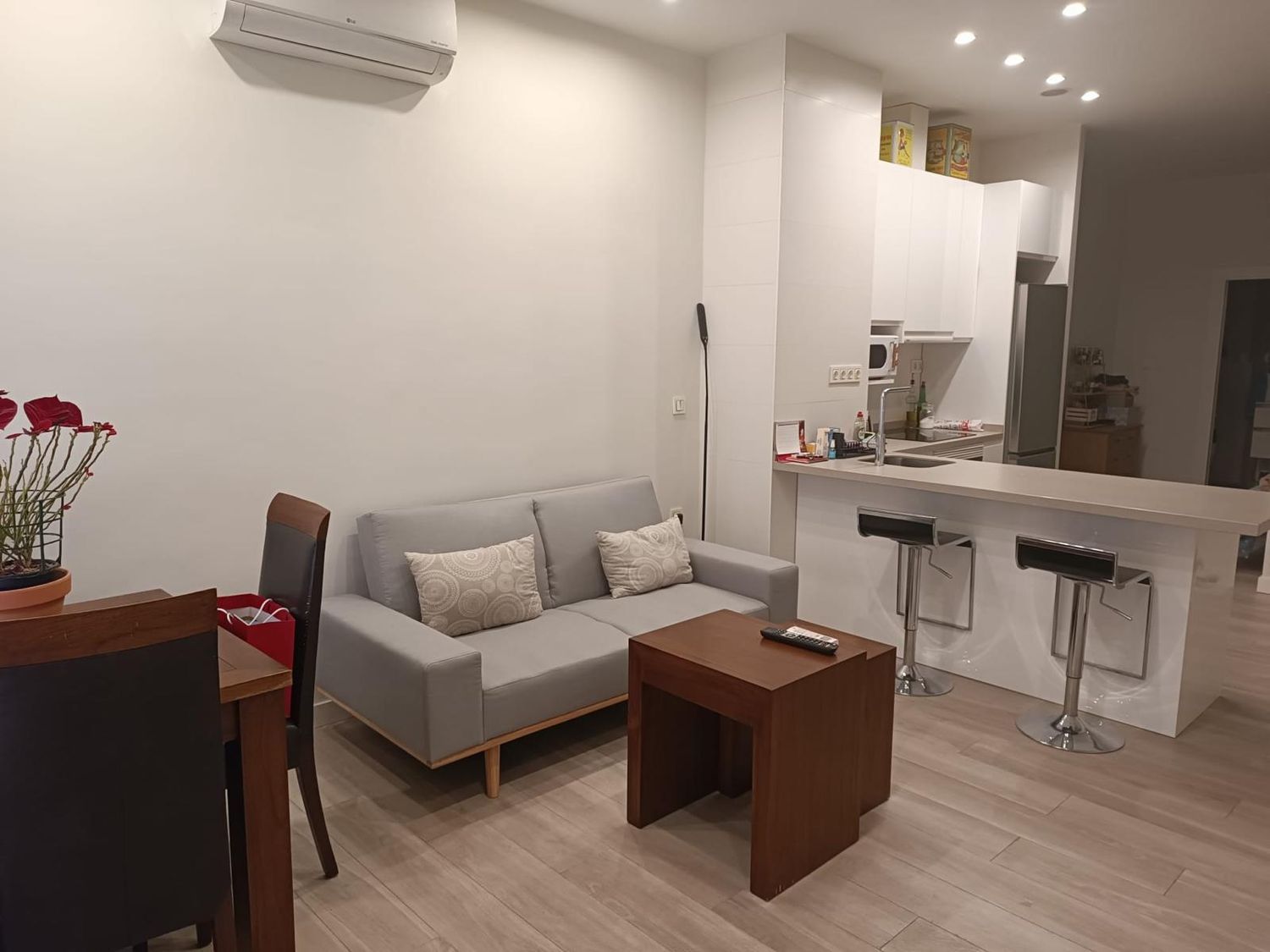 Estudio en calle de la Gloria, 14 - Foto 5