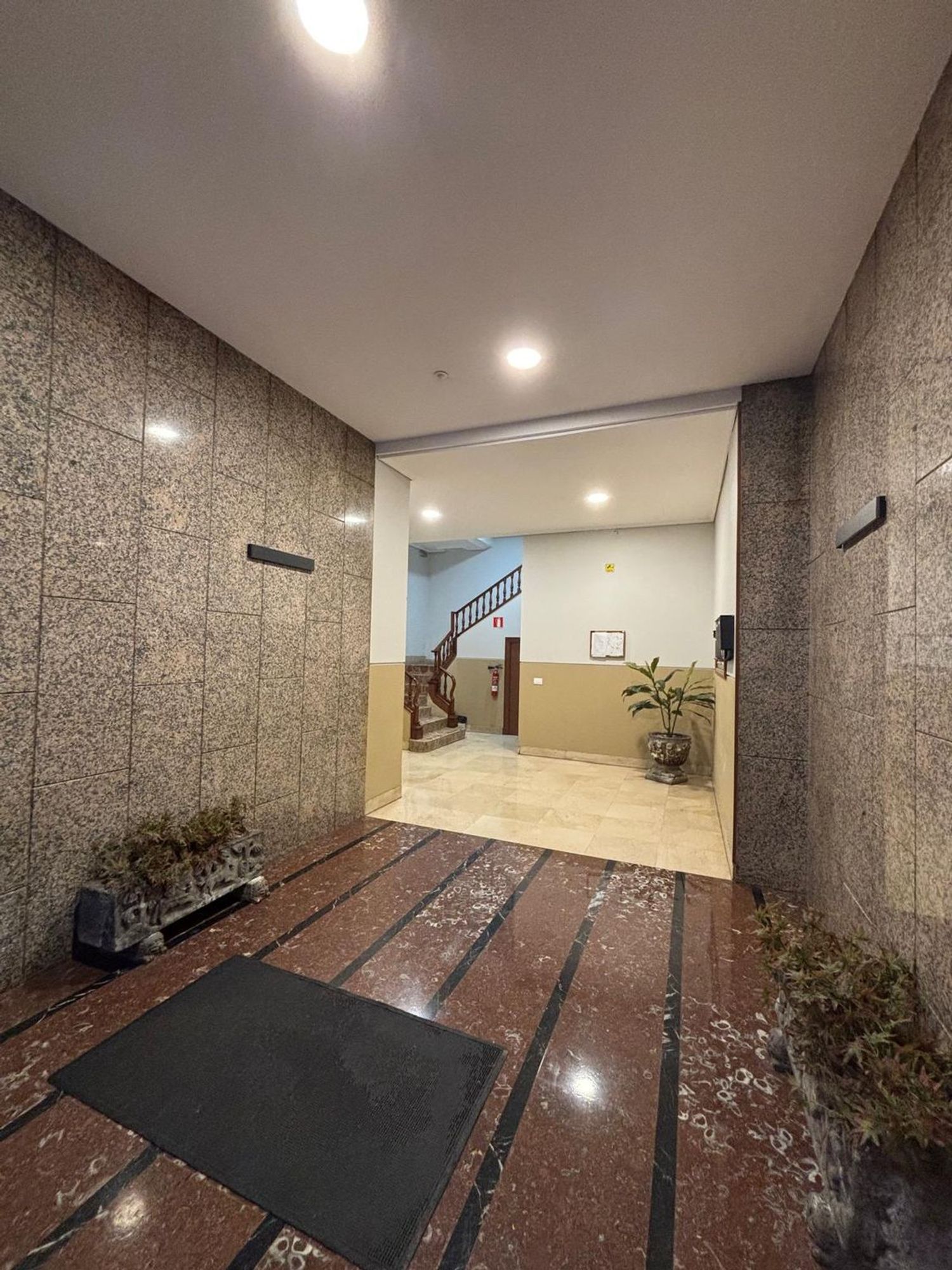 Piso en calle do Conde de Torrecedeira, 30 - Foto 2