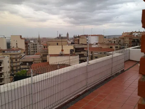 Ático en Pérez Oliva, 18