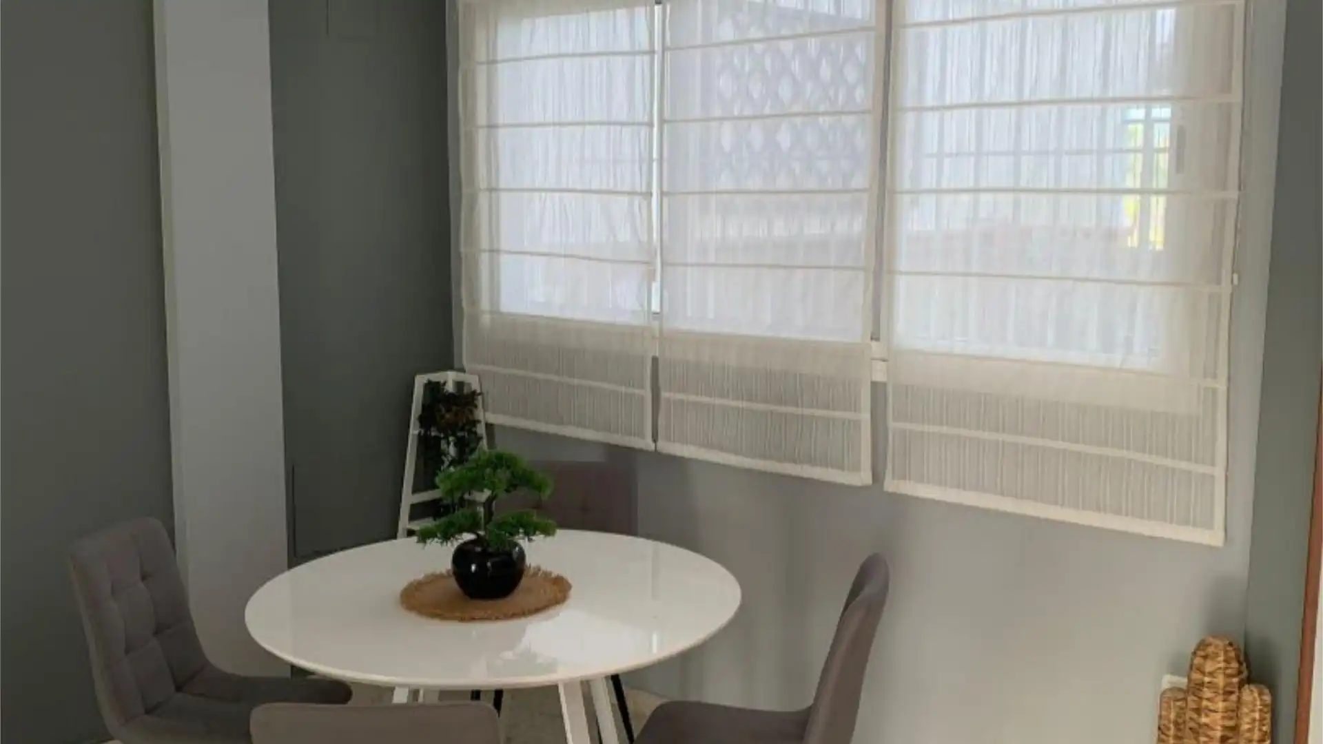 Casa adosada en  Calle de la Hijuela 19 - Foto 7