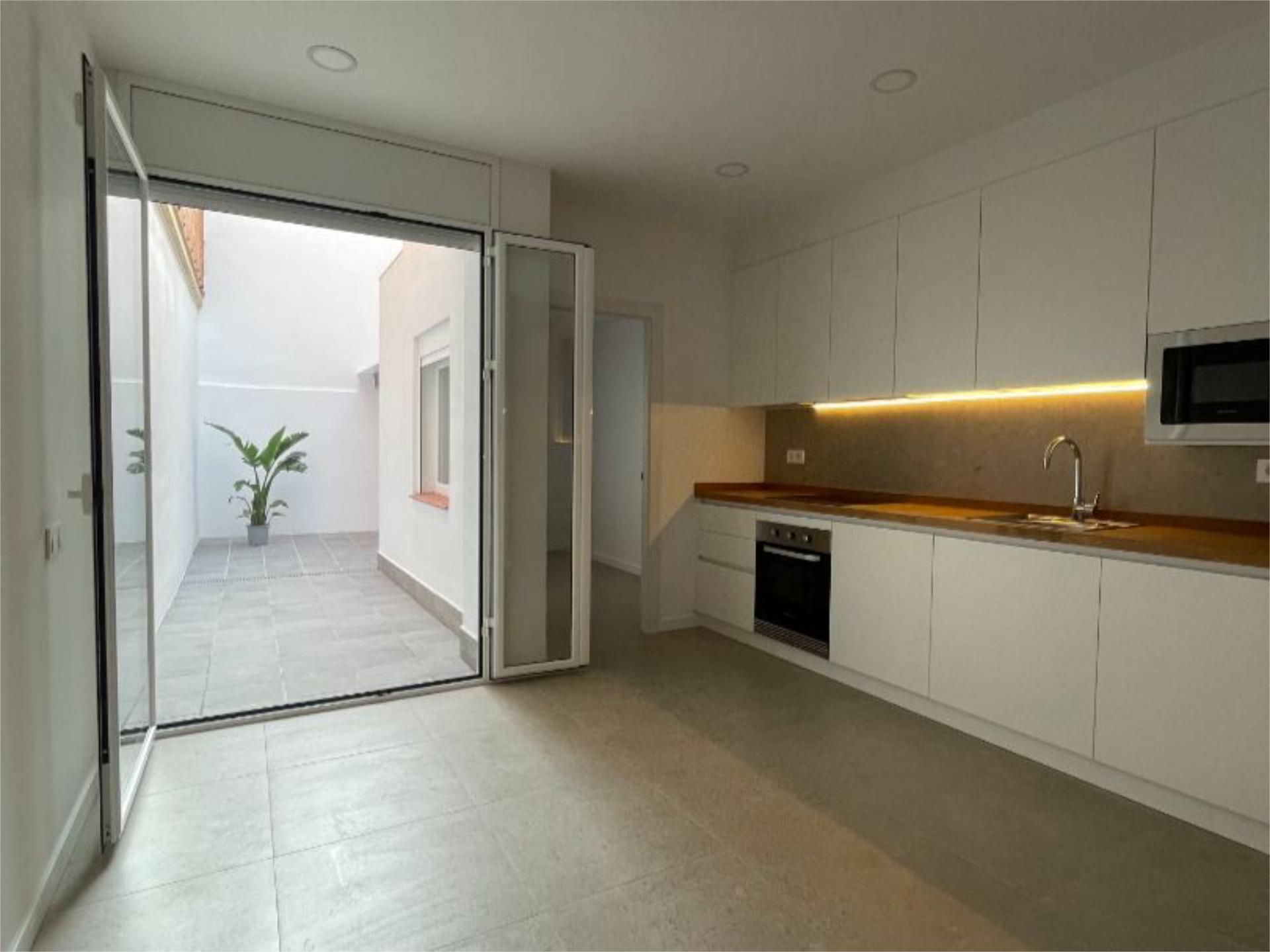 Piso en  Carrer de l'Escola Pia 99 - Foto 6