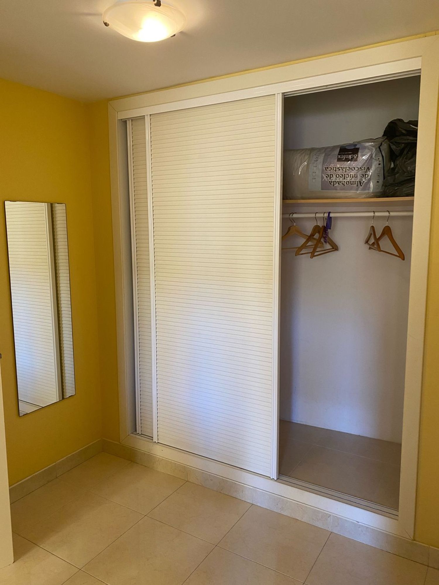 Piso en avenida Carlos Haya, 64 - Foto 3