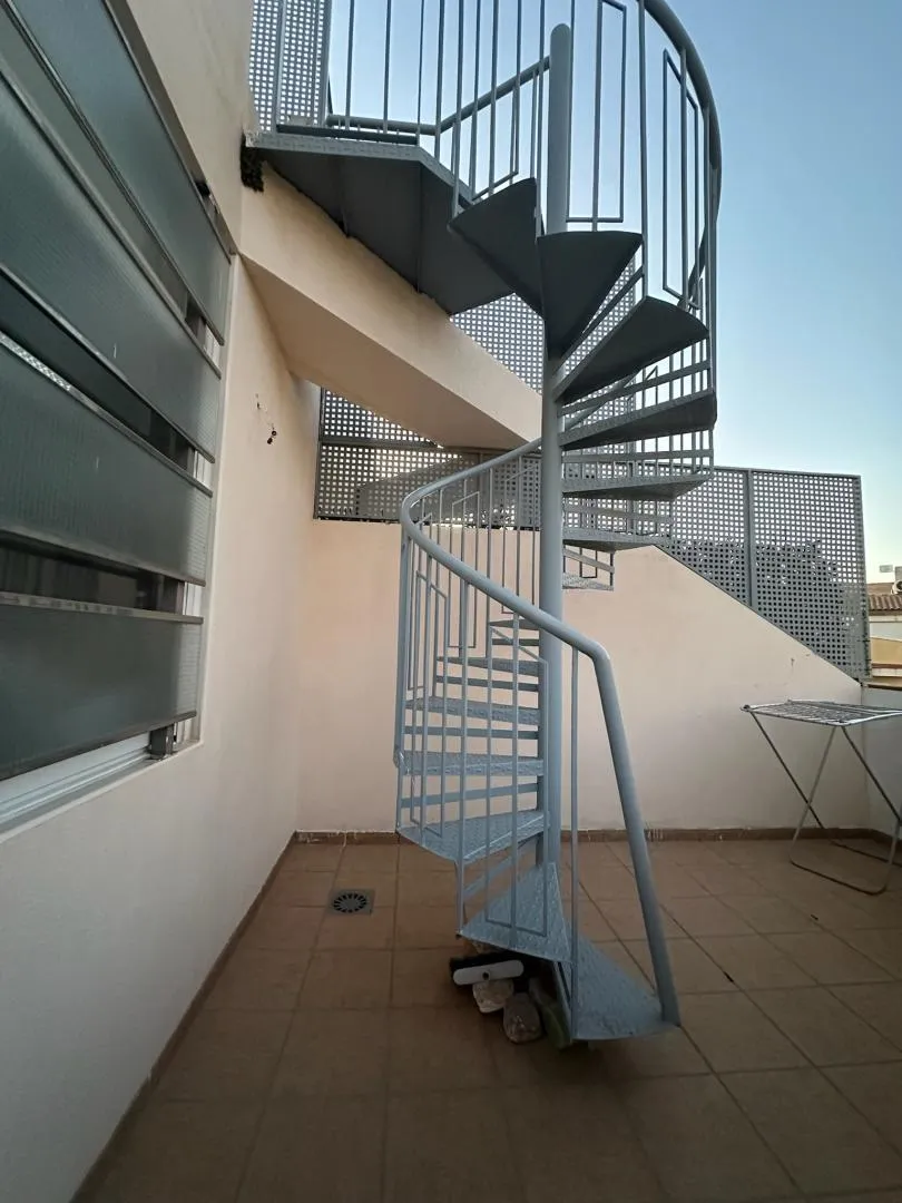 Piso en  Calle Maestro Adolfo Diaz 13 - Foto 14