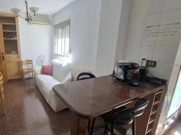 Piso en  Carrer del Professor Ángel Lacalle 16 - Foto 2