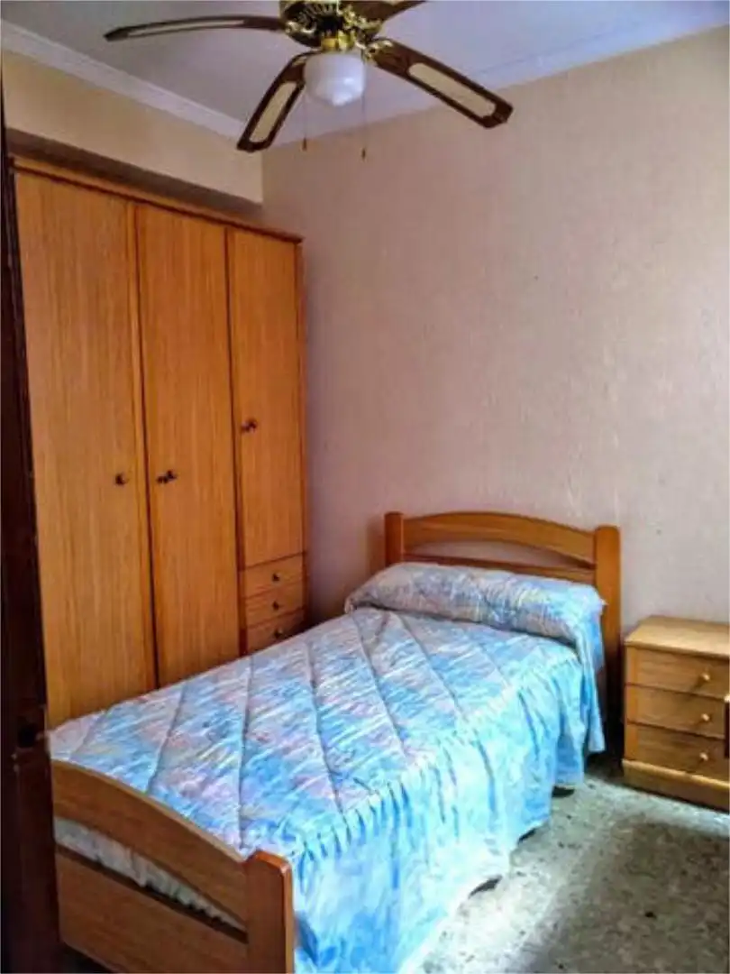 Piso en Salesianos - Foto 2