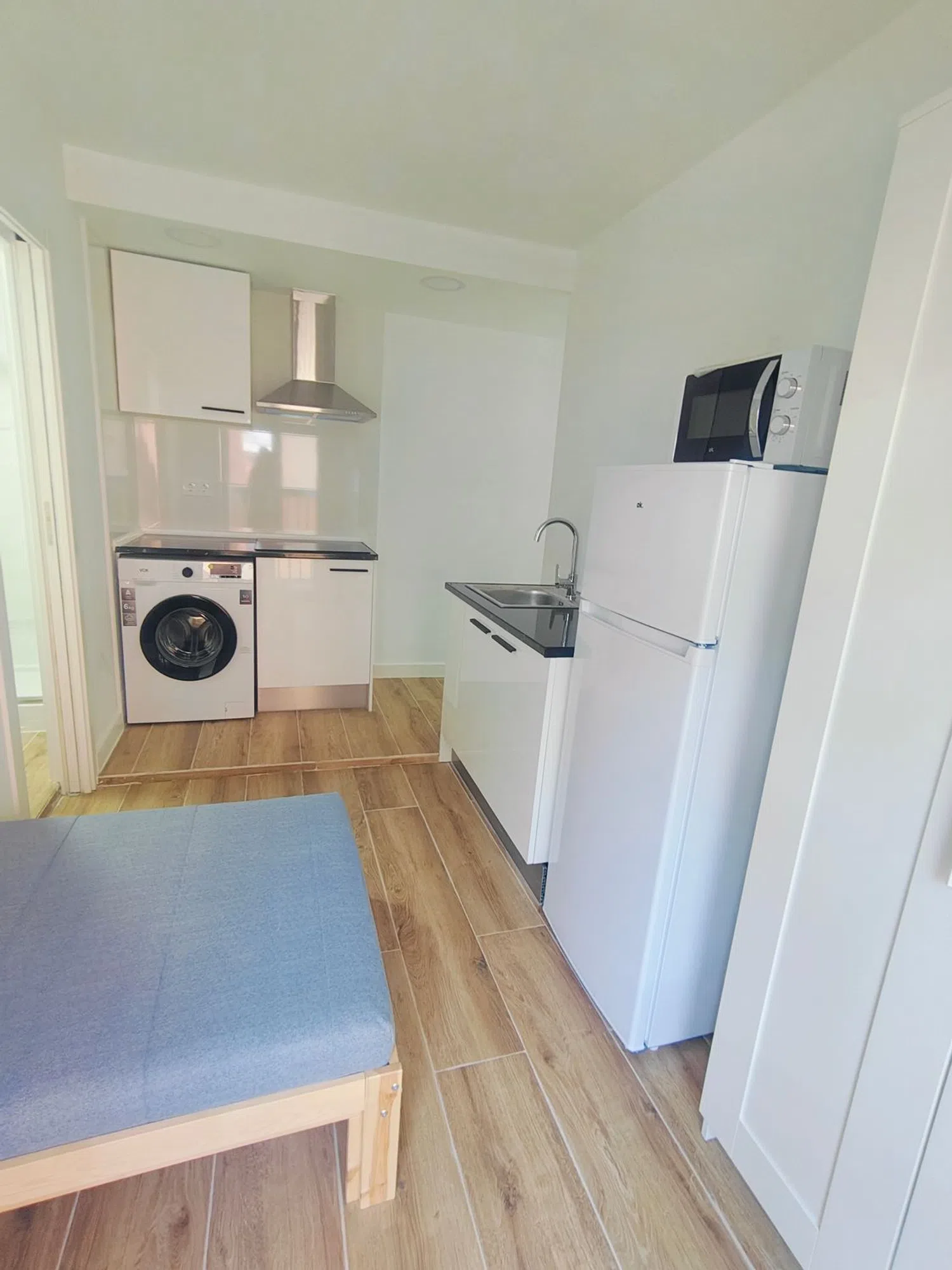 Estudio en calle del Vizconde de Arlessón, 6 - Foto 1