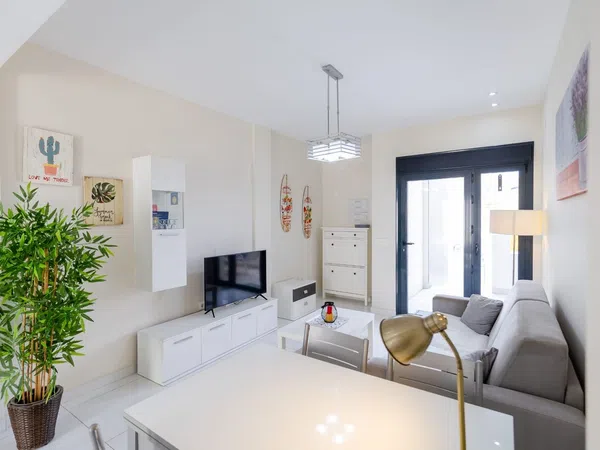 Chalet adosado en Calle Lago Bañolas, 642 - Foto 4