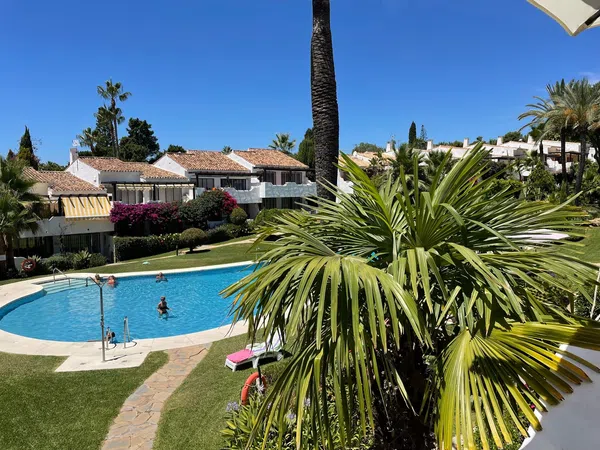 Piso en calle Monte Mayor, 5