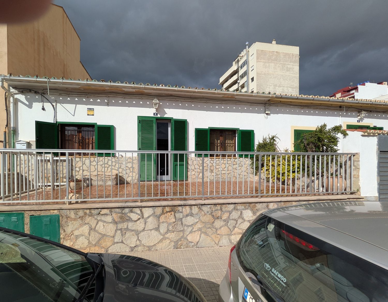 Chalet adosado en calle de Jordi Martí Rosselló, 8 - Foto 1