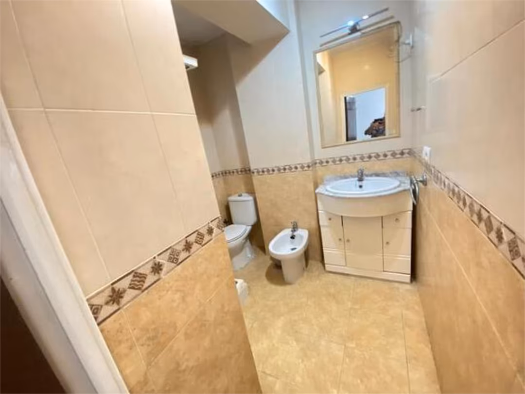 Piso en Nervión - Foto 4