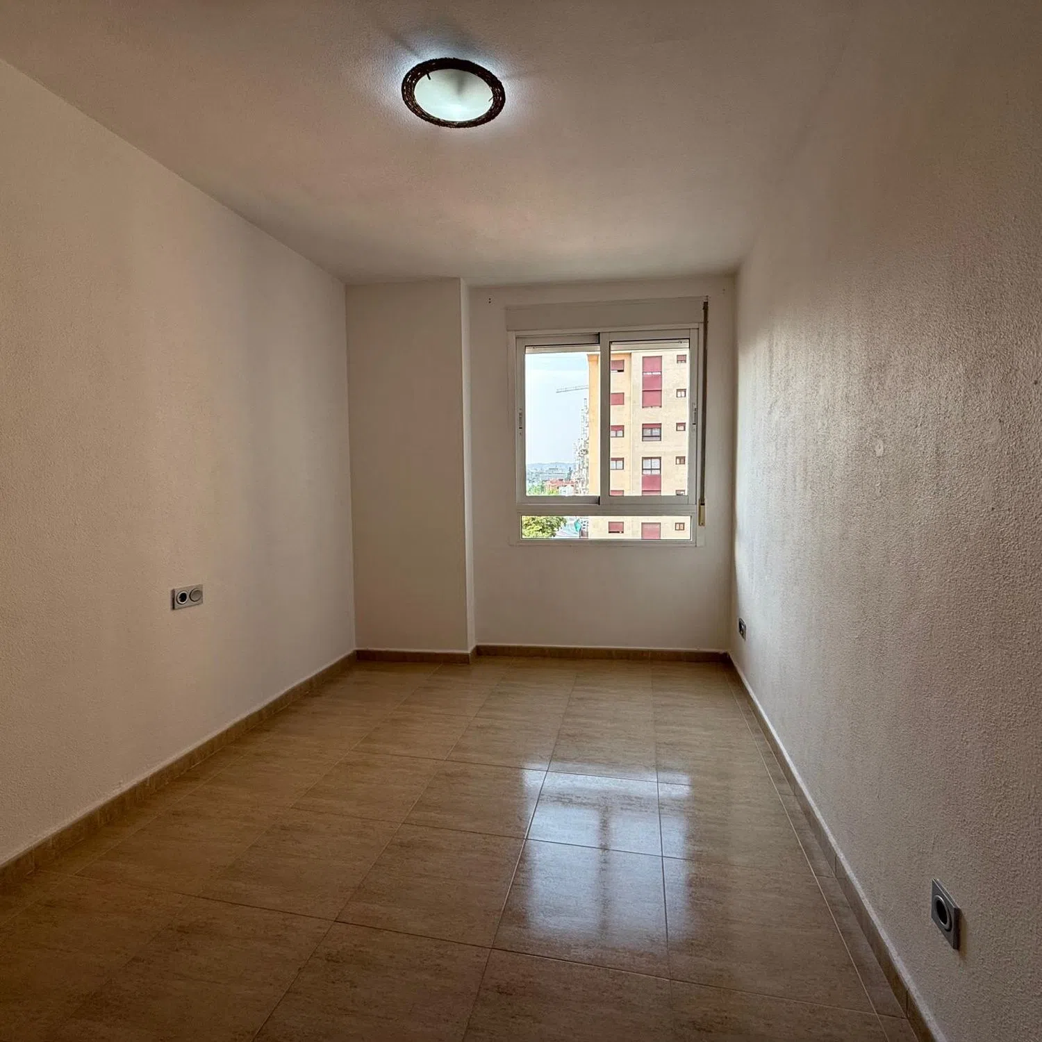 Piso en avenida Don Juan de Borbon, 96 - Foto 9