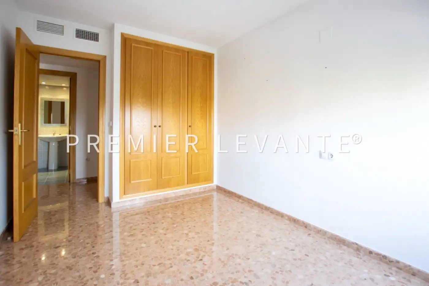 Piso en  Calle JOSE GARCIA SELLES - Foto 17