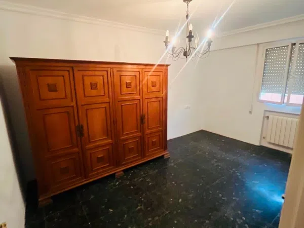Piso en Calle Grupo Oscar Carvallo, 3, Buhaira - Huerta del Rey - Foto 10