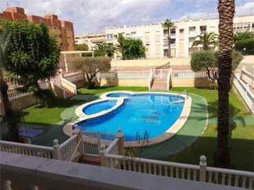 Apartamento en Torrevieja - Foto 1
