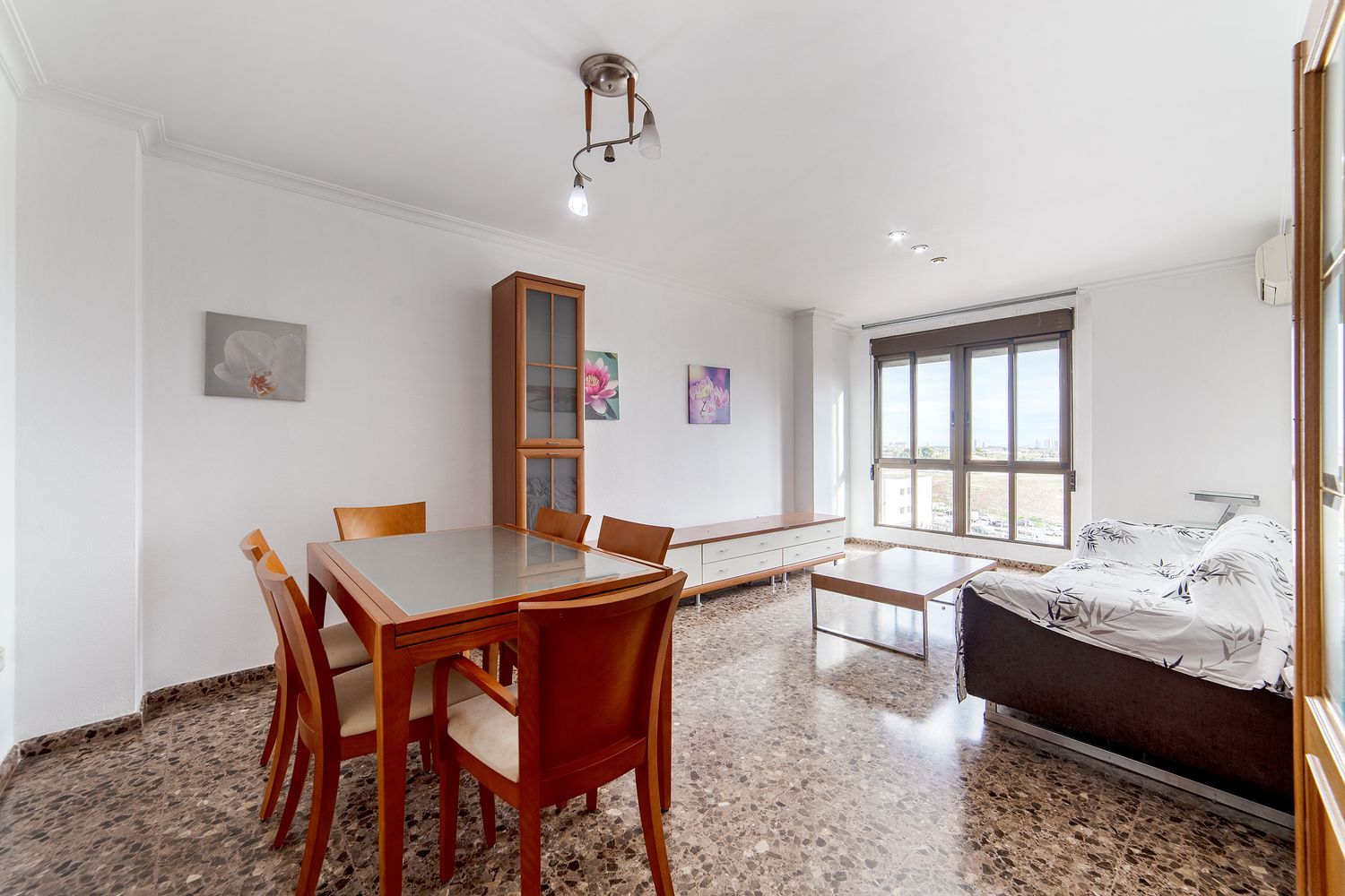 Piso en calle de Carmen Estellés, 10 - Foto 1