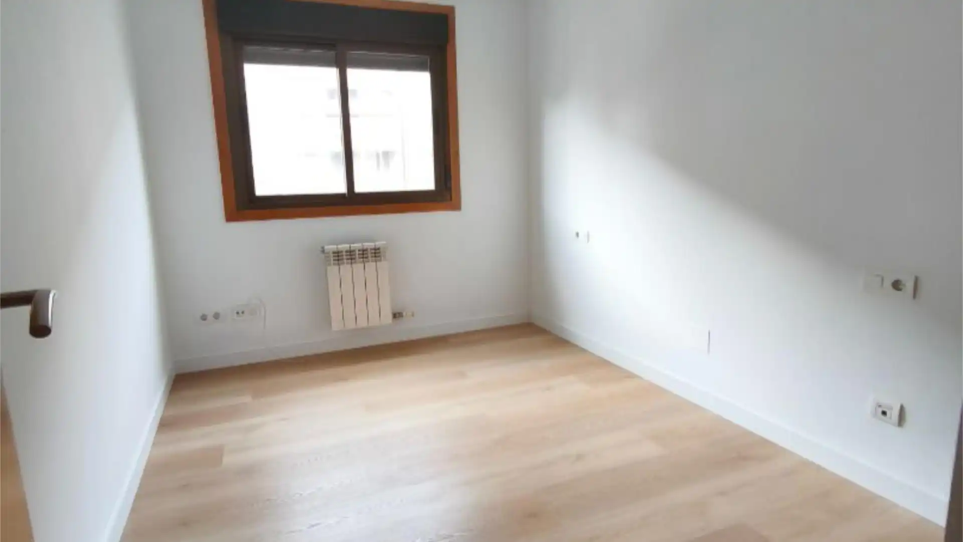 Piso en  Avenida de Castrelos 11 - Foto 13