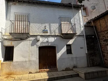 Casa adosada en  Calle Eras 32 - Foto 1
