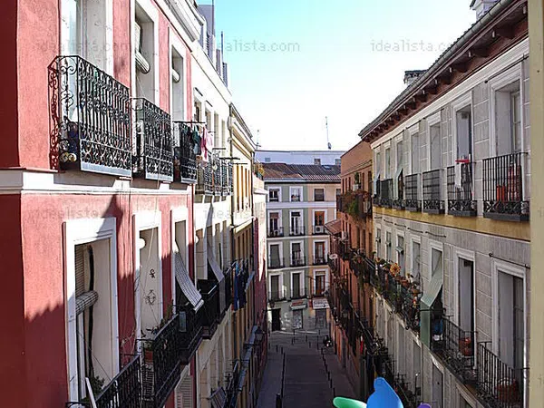 Piso en calle Amparo, 8