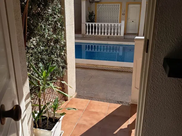 Chalet adosado en Avenida Callosa del Segura, 10 - Foto 3