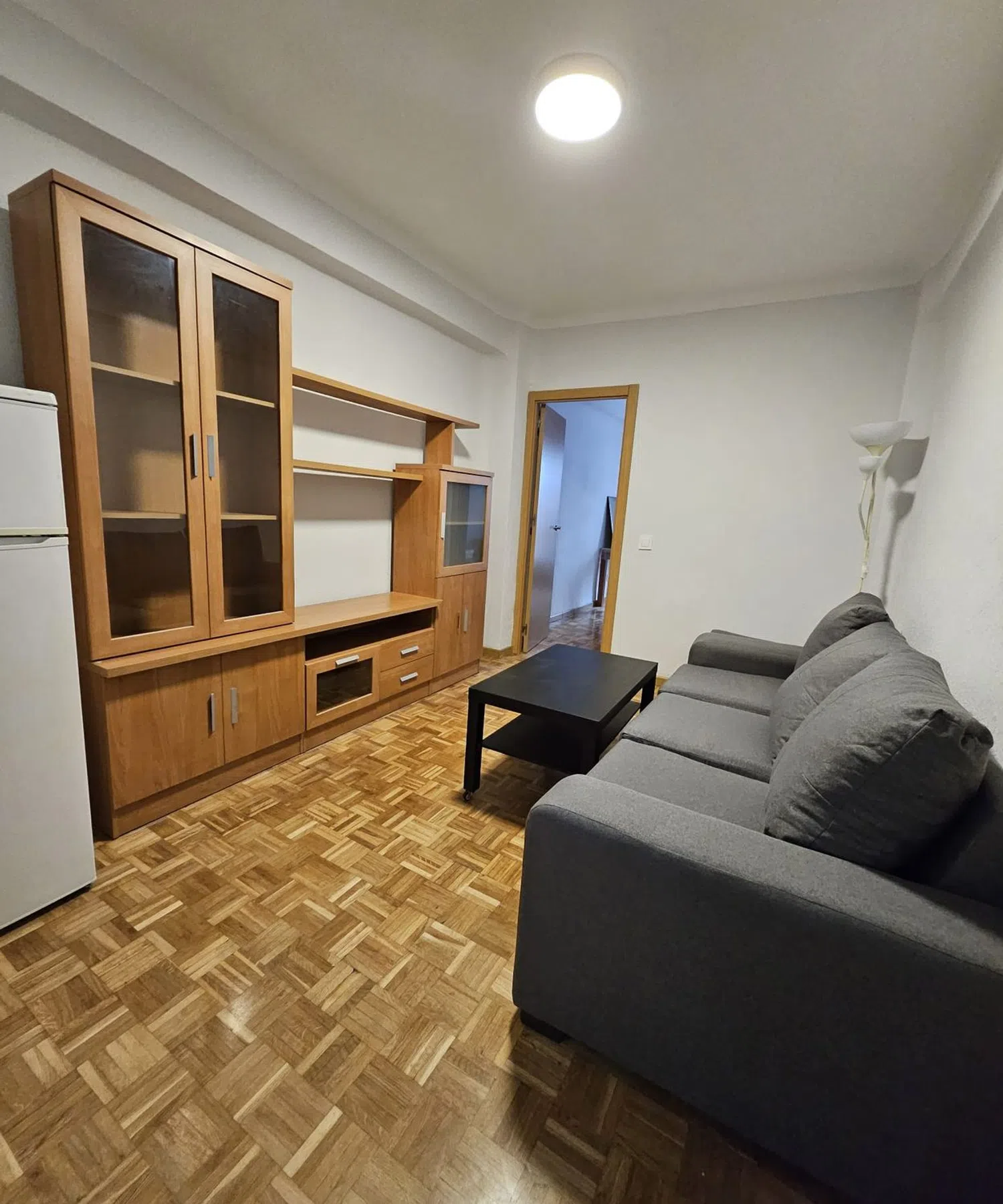 Piso en calle de la Virgen de Lourdes, 38 - Foto 1