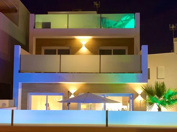 Casa o chalet independiente en Calle Alberto Durero, 12, Los Peñascos-El Salero-Los Imbernones, Los Peñascos-El Salero-Los Imbernones - Foto 23