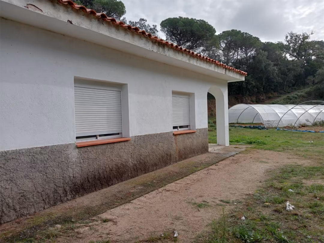Chalet en  Carrer de Vallgorguina 8 - Foto 2