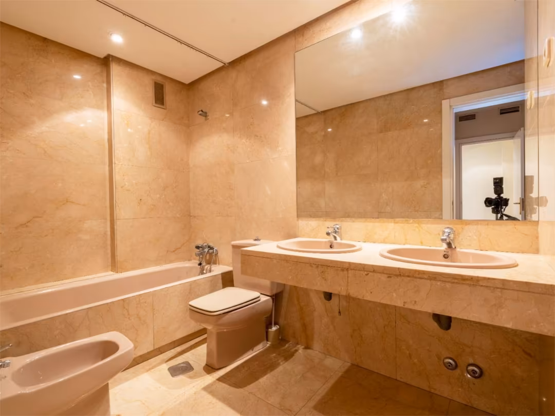 Piso en  Calle del General Arrando 28 - Foto 12